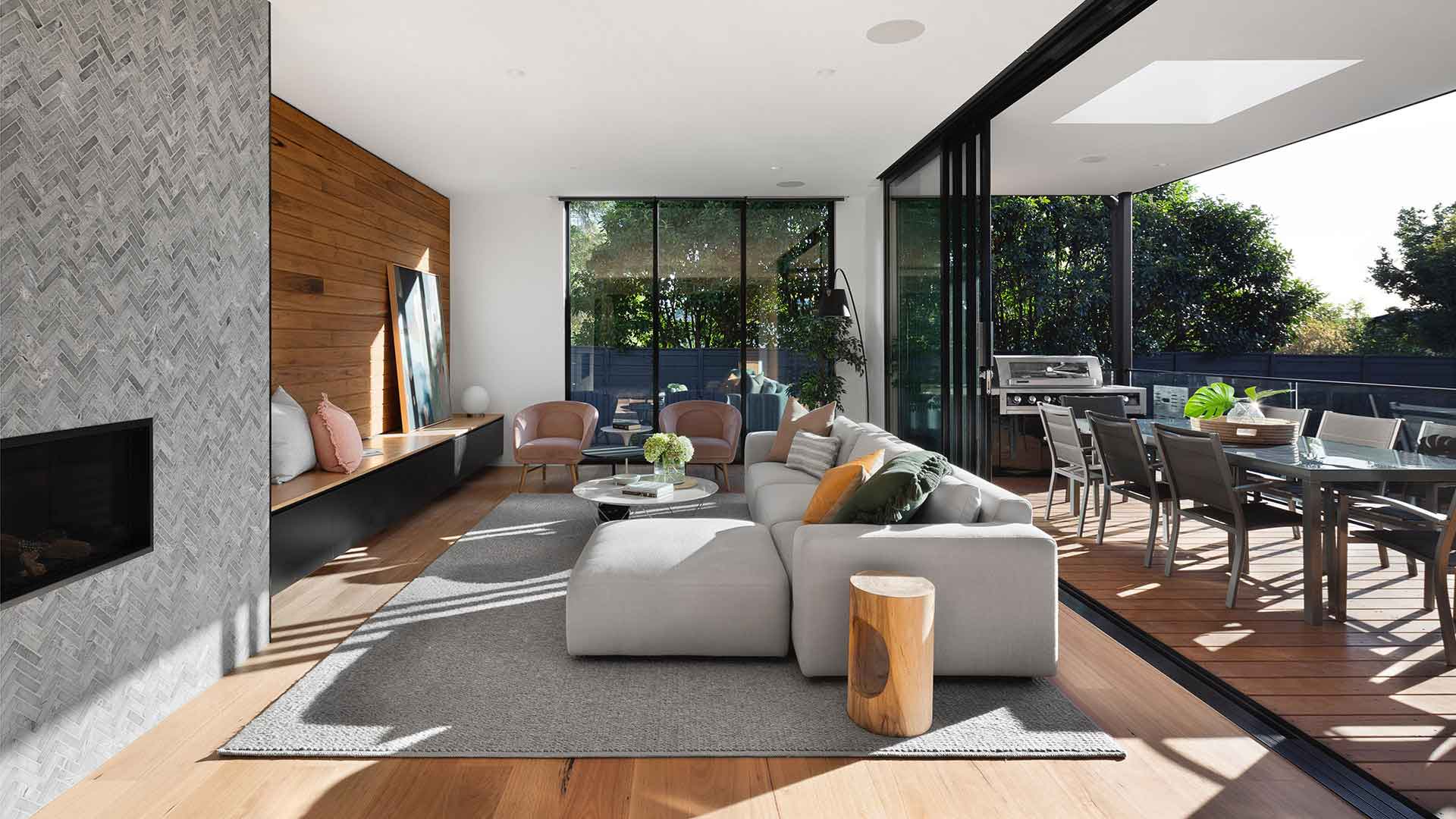 The Ultimate Guide to Luxury Homes: Style, Comfort & Modern Living